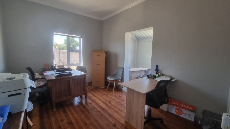 4 Bedroom Property for Sale in Riverside Western Cape